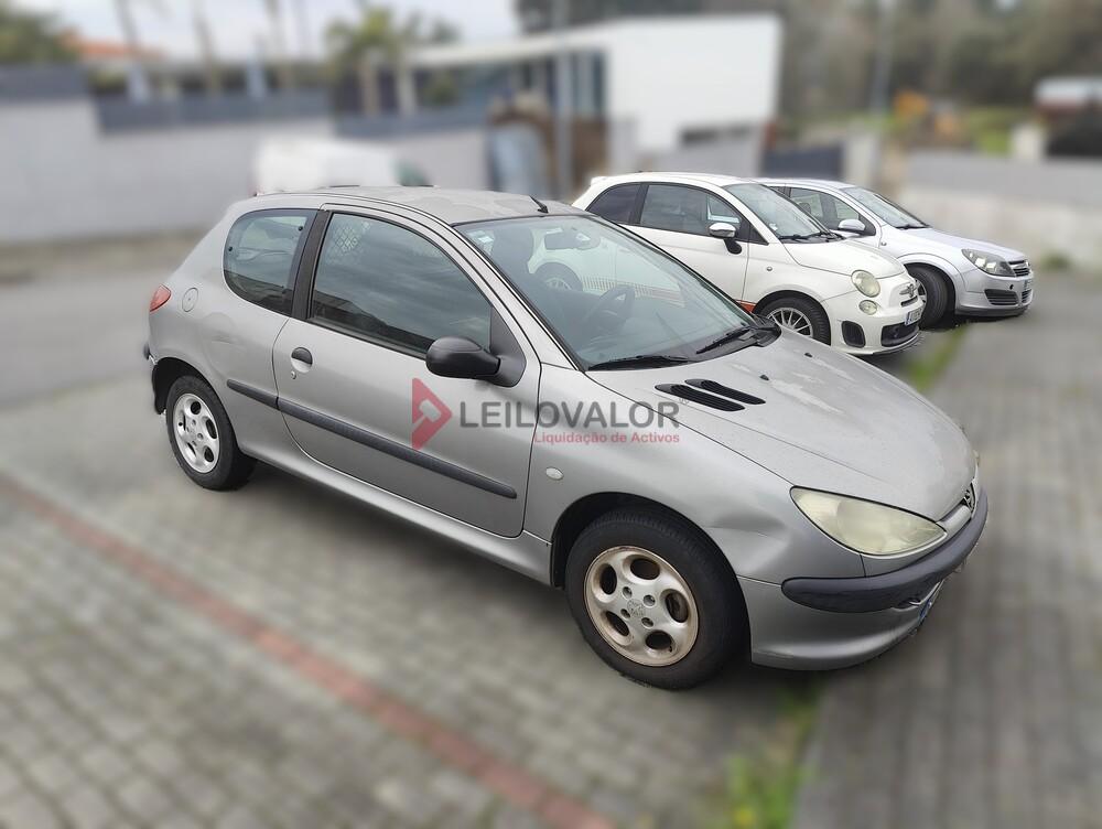 PEUGEOT 206 4