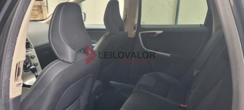 Volvo XC60 D3 DRIVe 5