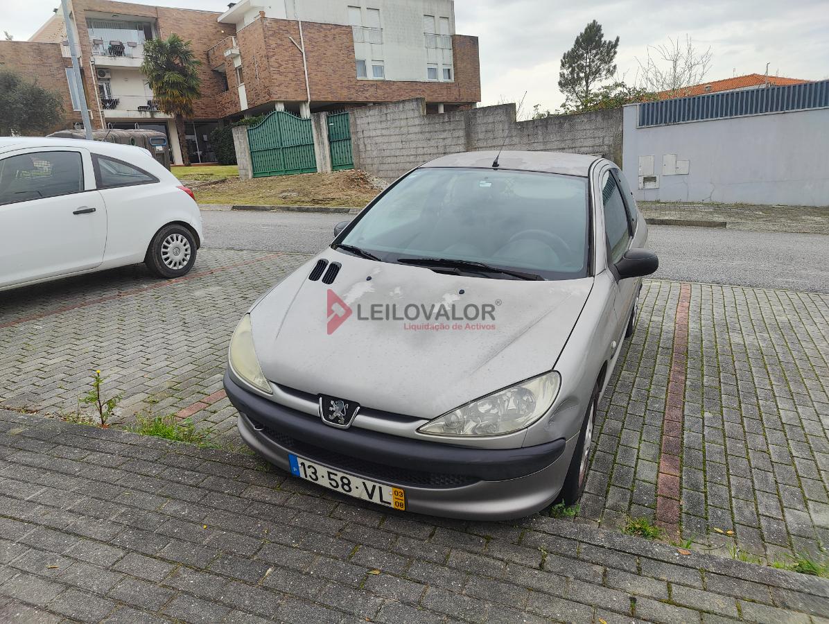 PEUGEOT 206 4